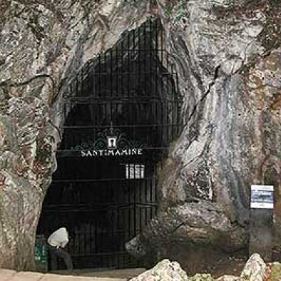 Santimamiñe Caves